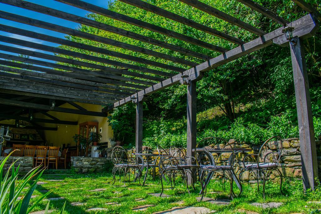 אפרילצי Guest House Verbena מראה חיצוני תמונה