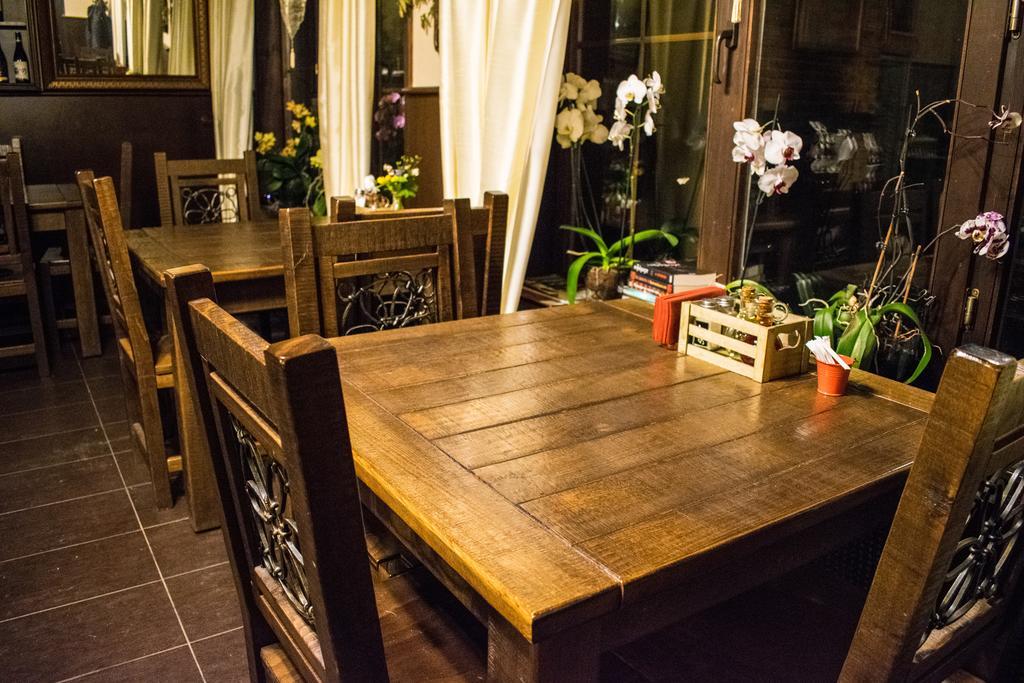 אפרילצי Guest House Verbena מראה חיצוני תמונה